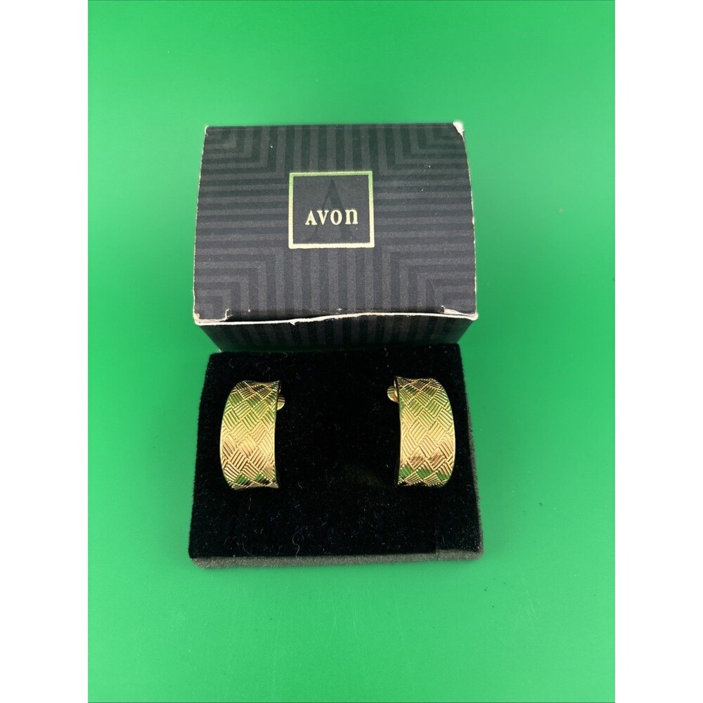 Avon Vintage 1994 Golden Texture Clip On Earrings- Small